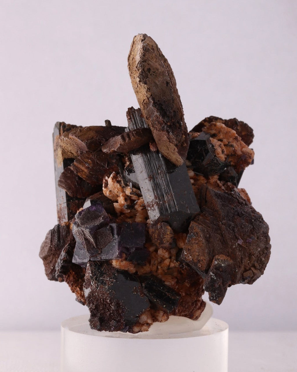 Siderite, Schorl, Fluorite ...