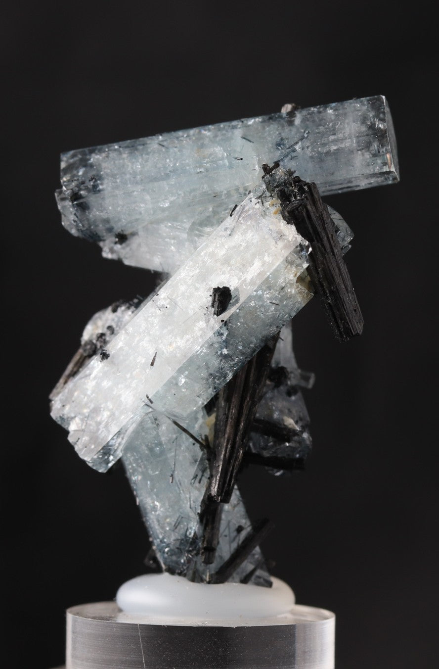 Aquamarine with Schorl