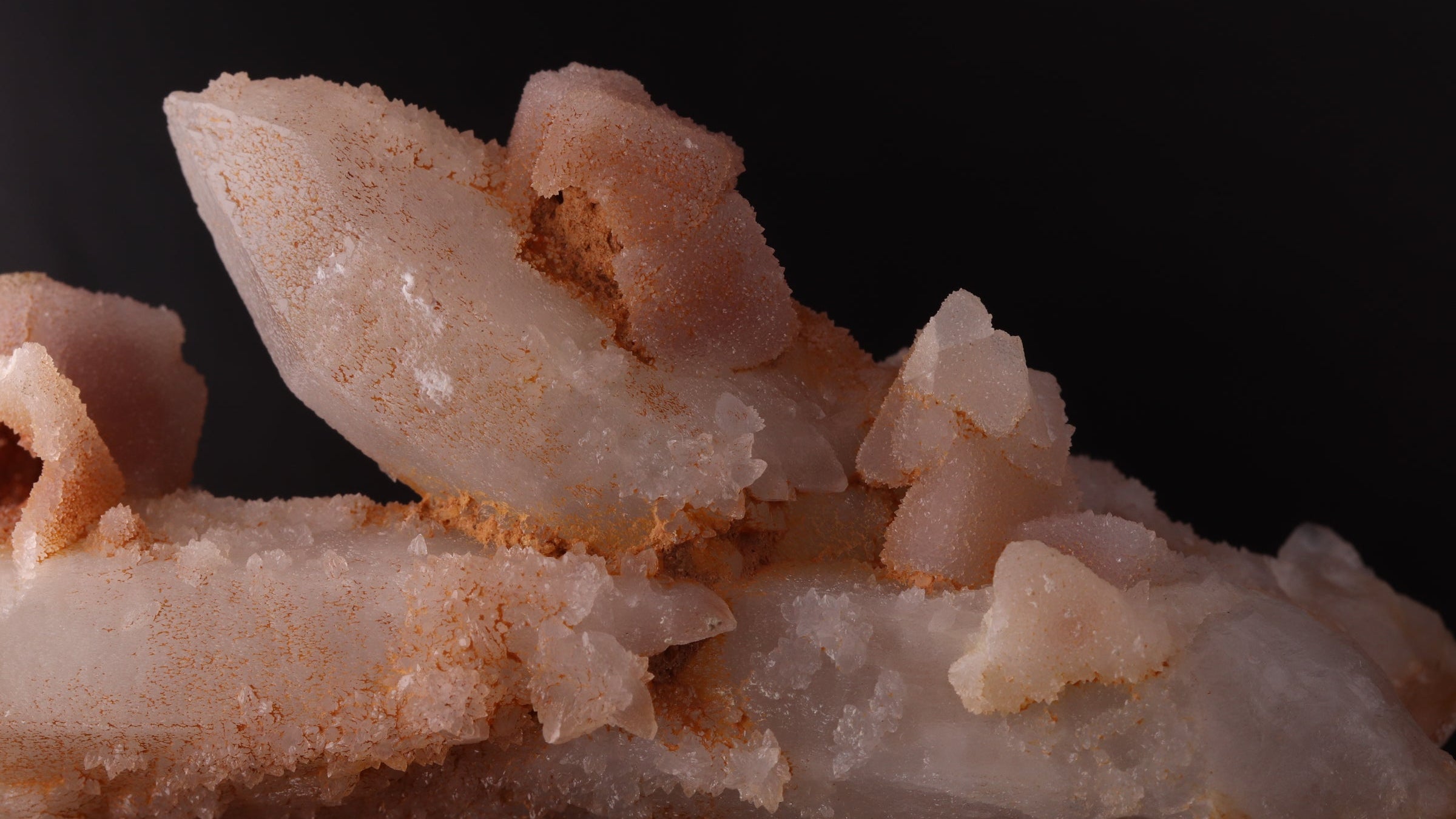Quartz after Calcite on Quartz