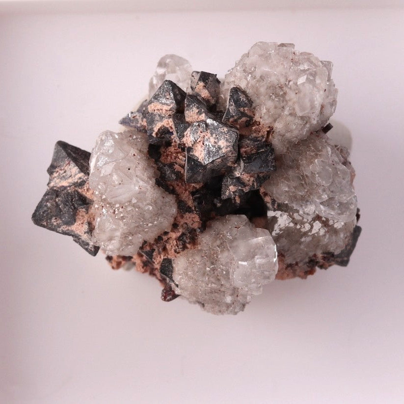 Hausmannite with Calcite