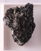 Manganite with Calcite