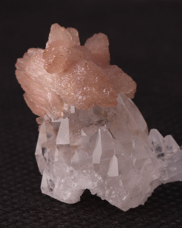 Olmiite and Calcite