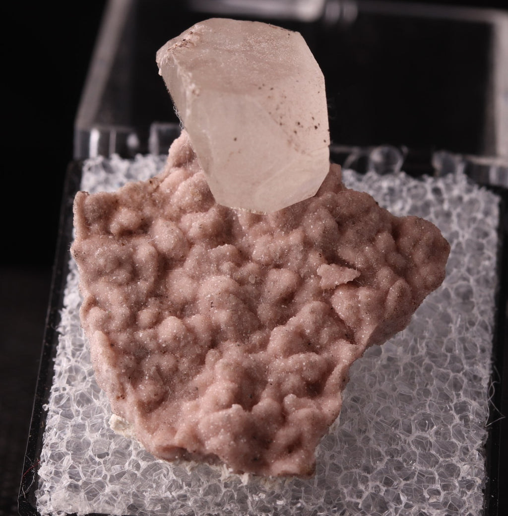 Calcite with Rhodochrosite?