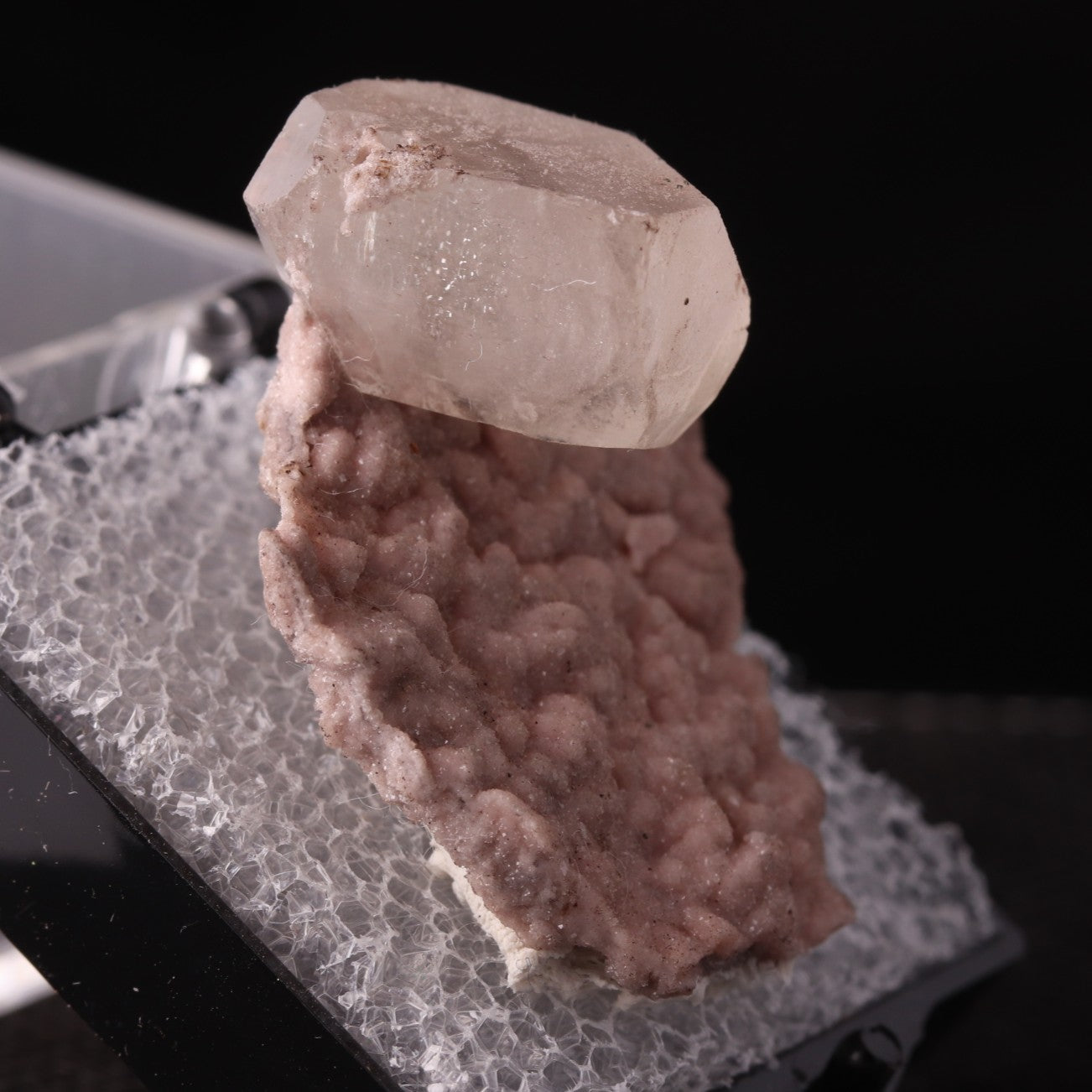 Calcite with Rhodochrosite?