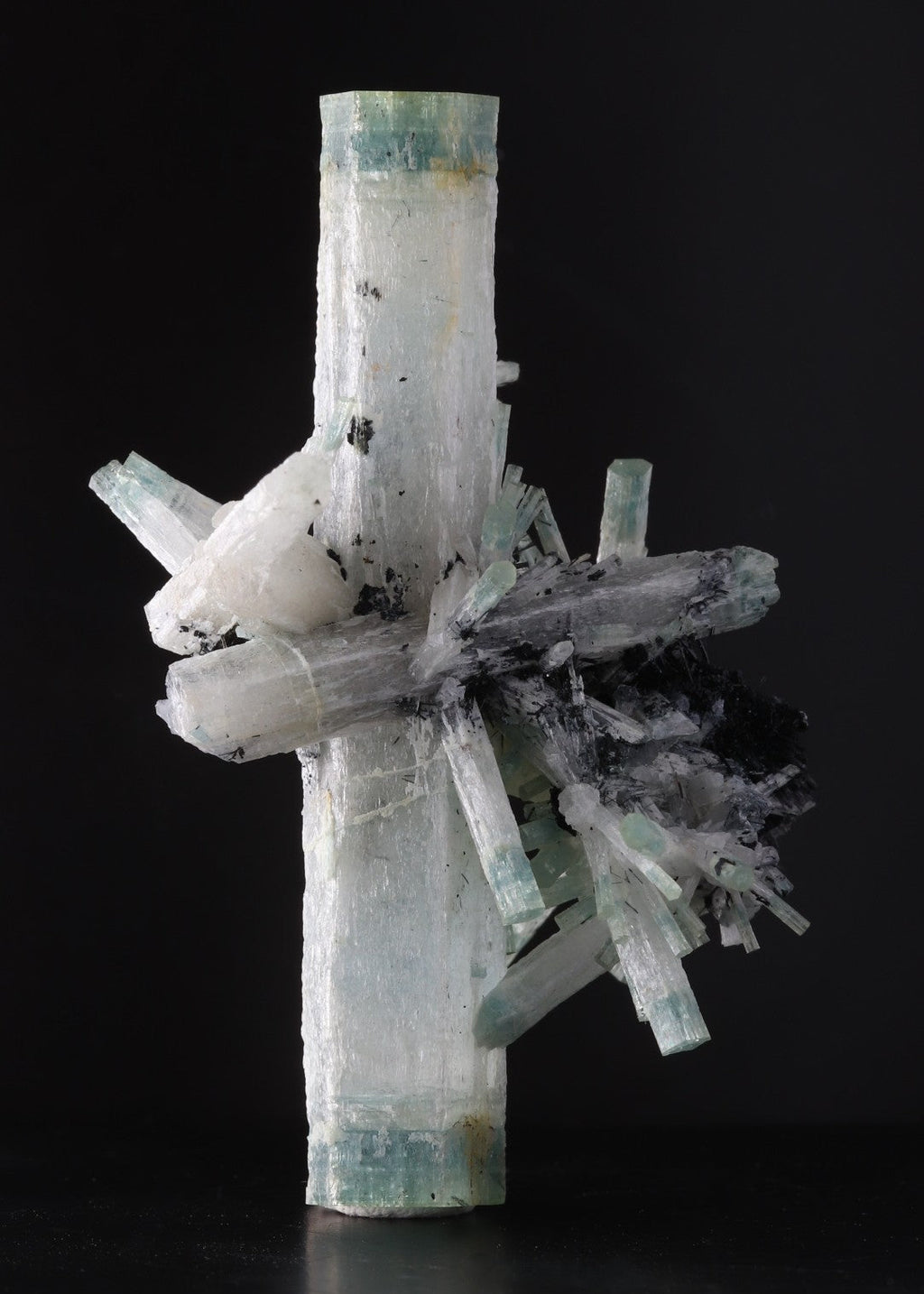 Aquamarine with Schorl