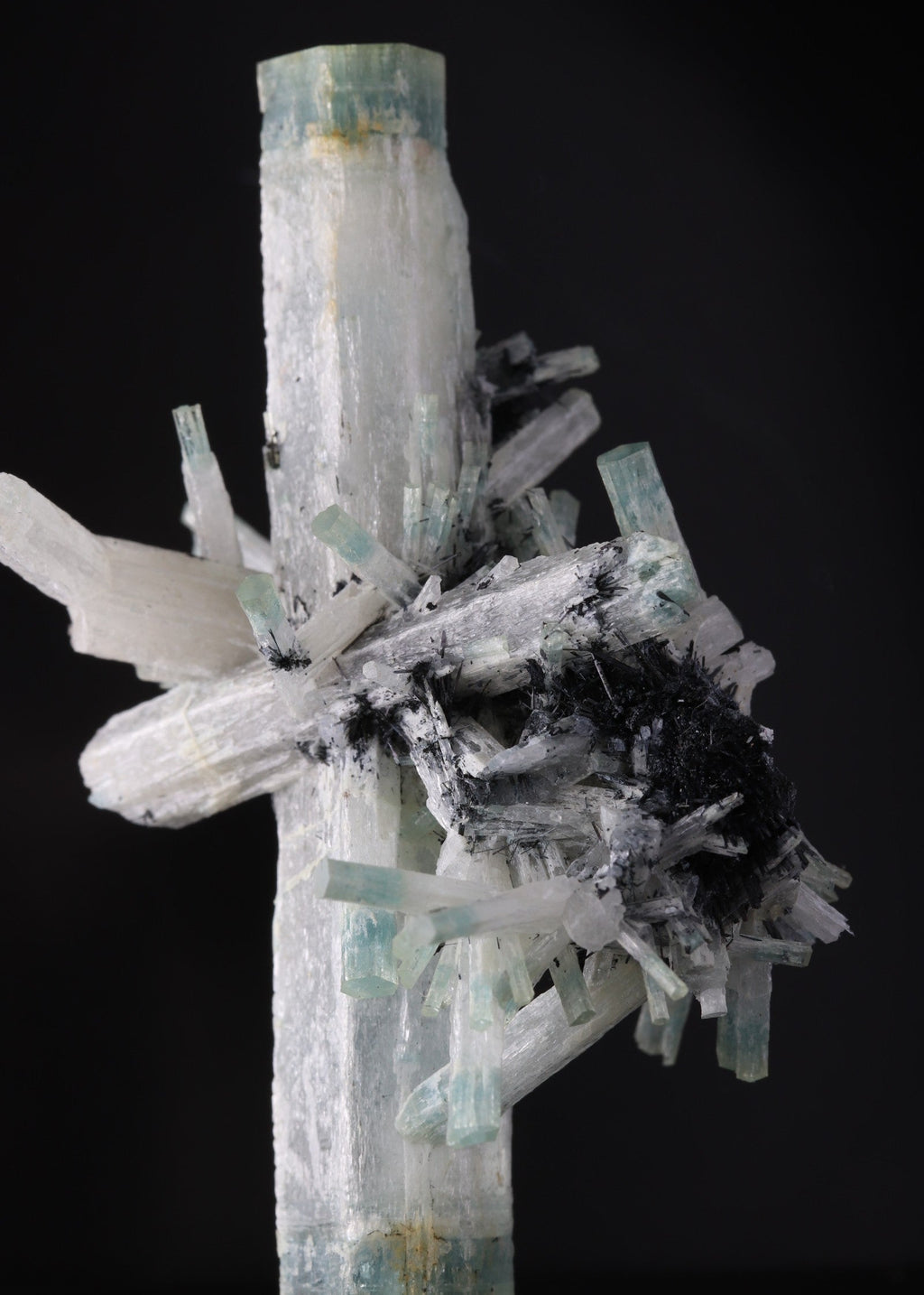 Aquamarine with Schorl