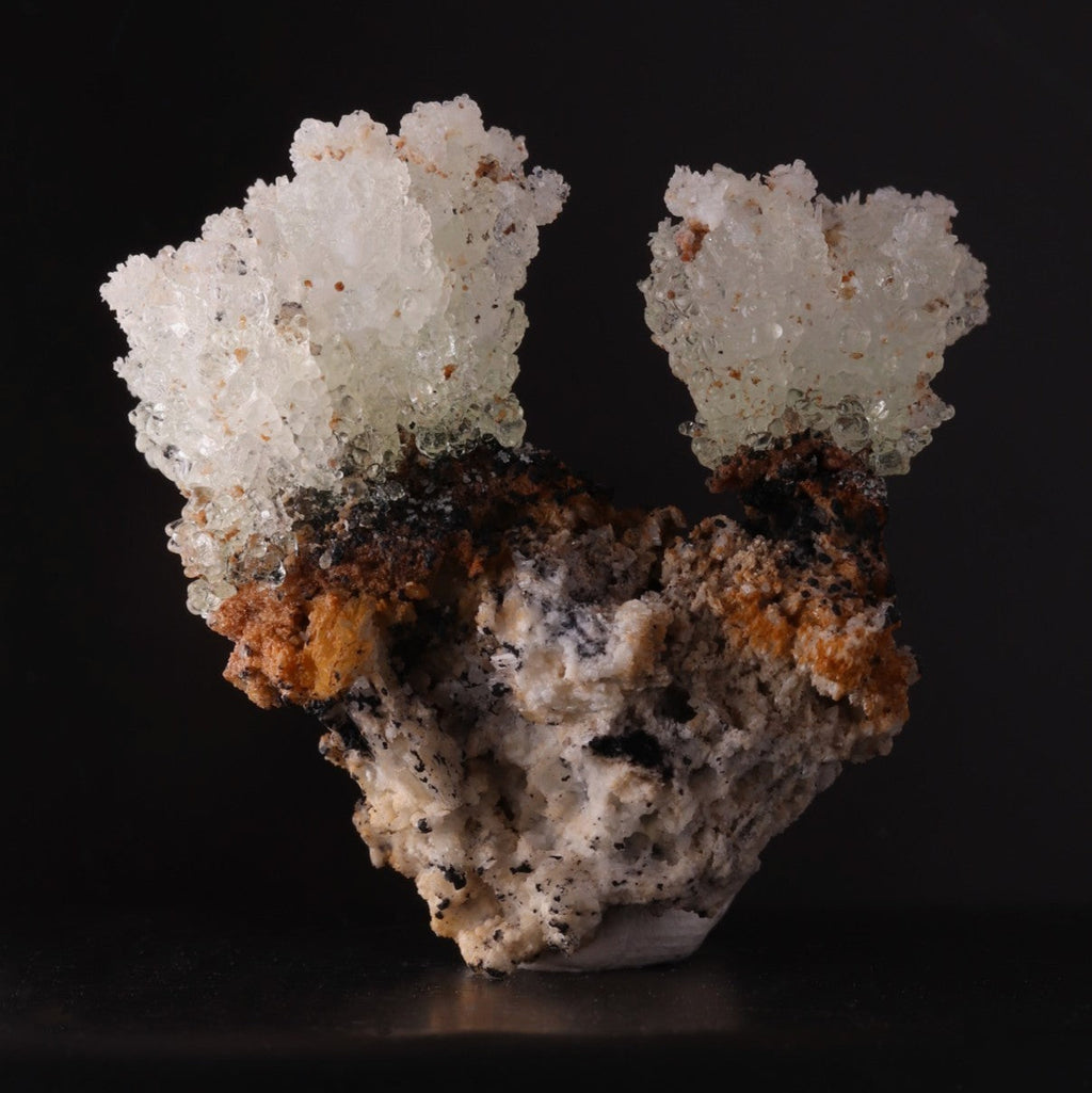Front view of super cute fluorescent Hyalite from Erongo, Namibia