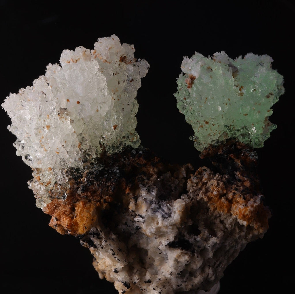 Single spray fluorescing of super cute fluorescent Hyalite from Erongo, Namibia