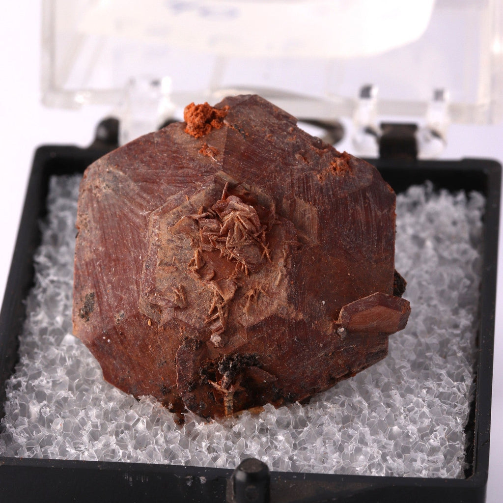 Close-up of Sturmanite crystal from Wessels Mine, South Africa