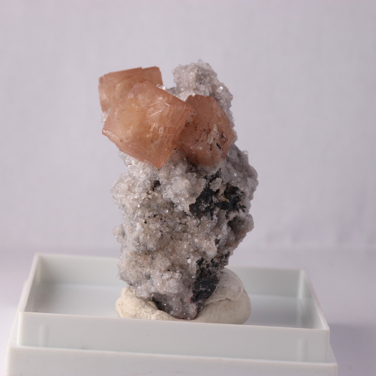 Olmiite with Calcite