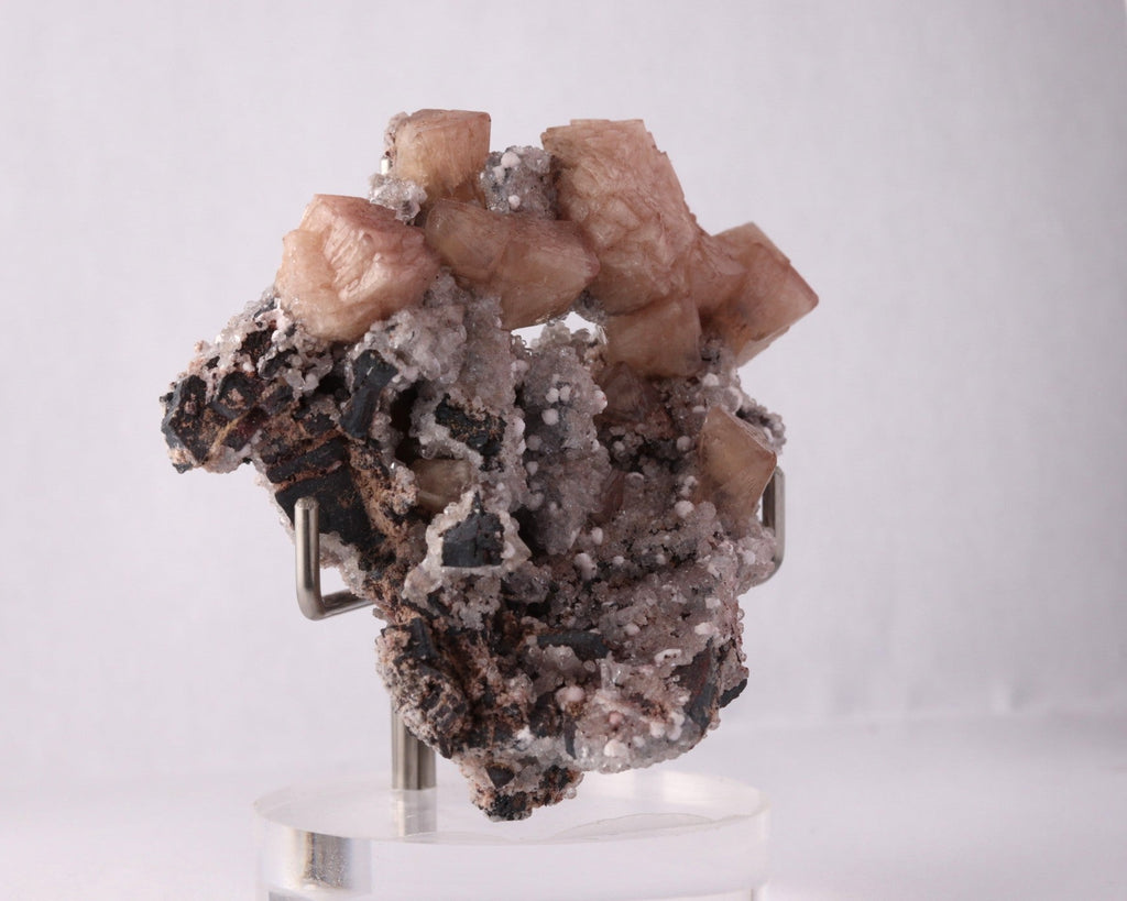Olmiite with Calcite