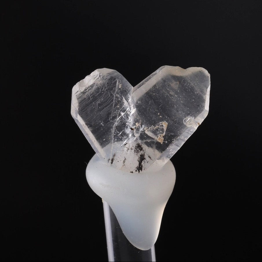 Little clear Quartz twin.